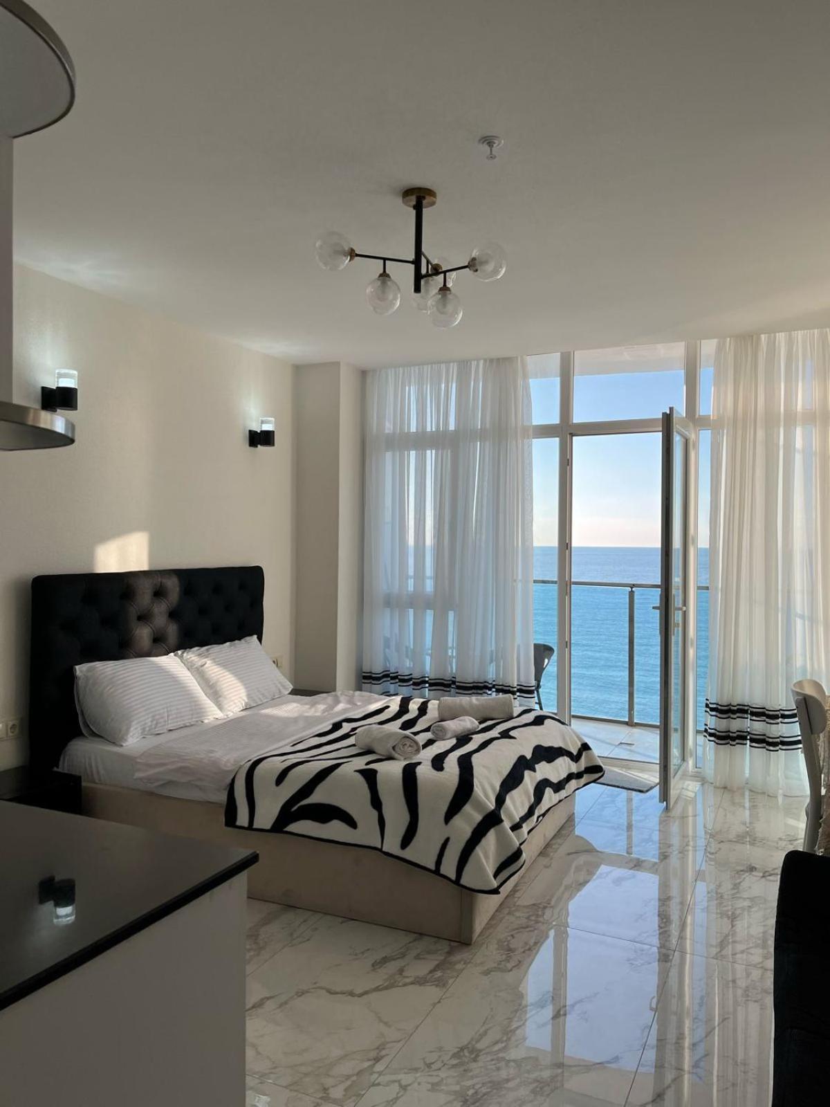 Sea Apartment Batumi Luaran gambar
