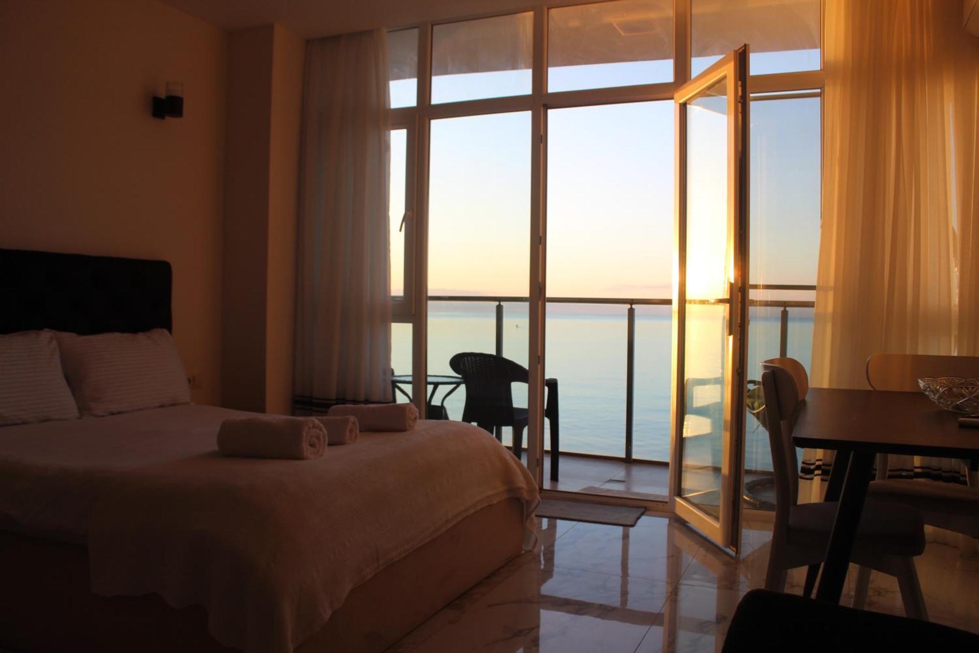 Sea Apartment Batumi Luaran gambar